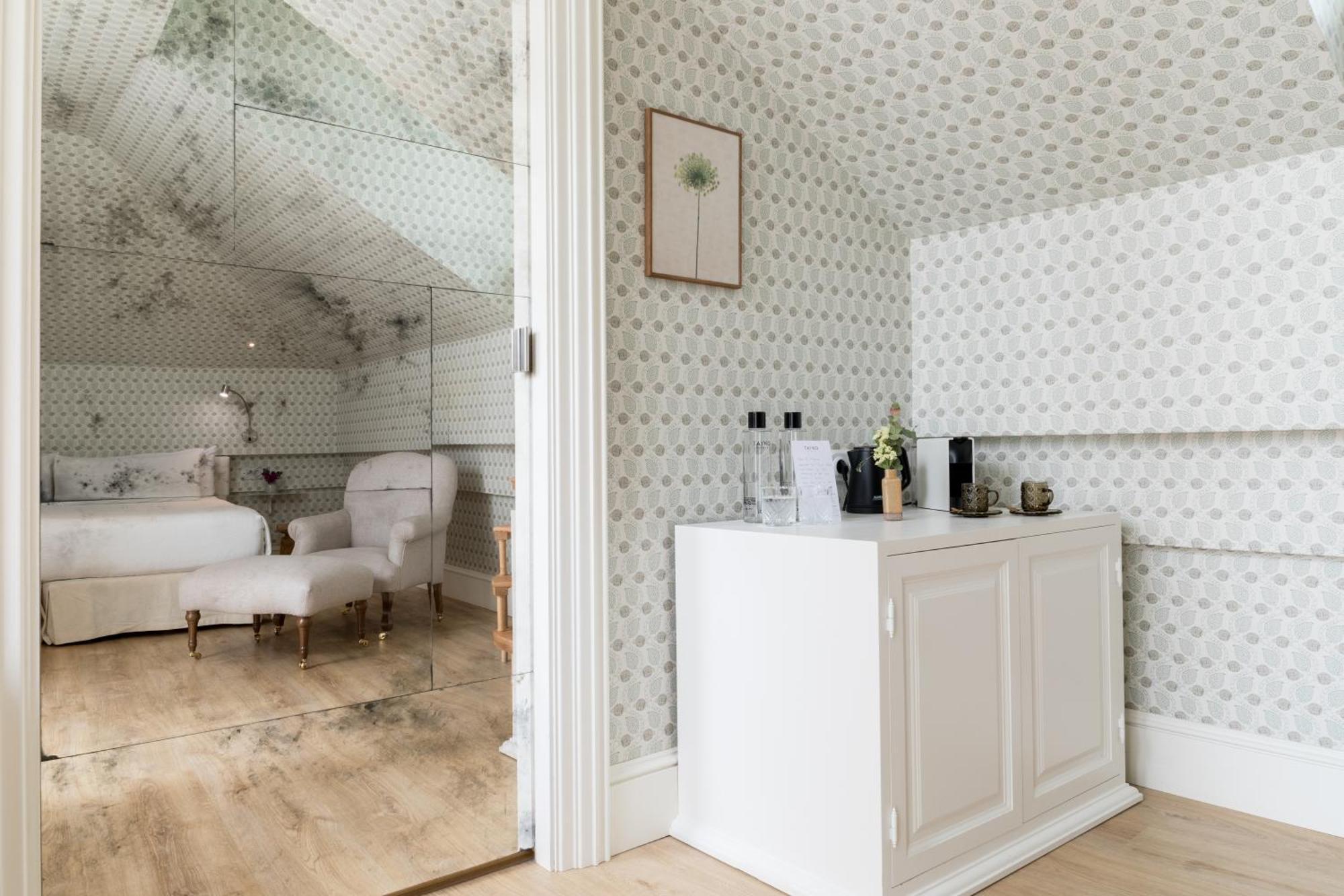 Tayko Hotel Siviglia